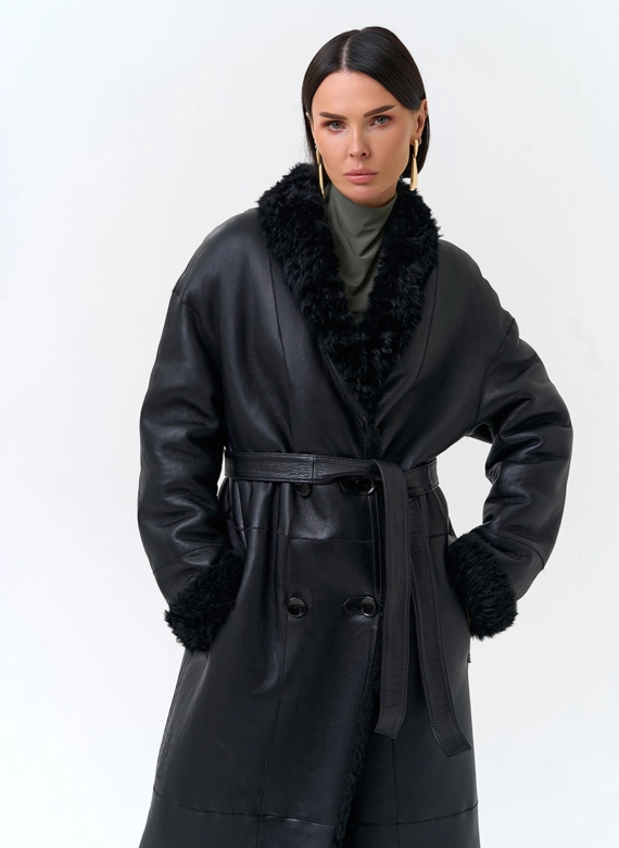 Двусторонняя женская дубленка из овчины в черном цвете