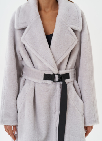 Пальто из шерсти с поясом