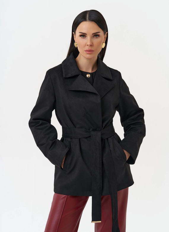 Женская куртка из эко замши с английским воротником