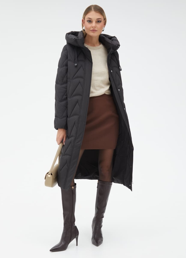 Женский пуховик черного цвета модель № 31138 универмаг малина